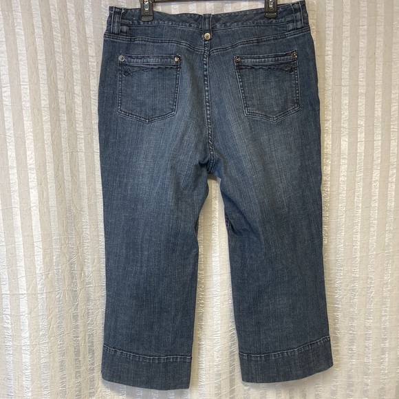 Chico’s blue denim pedal pushers/capri jeans, Chico’s size 3/Large - Picture 8 of 14